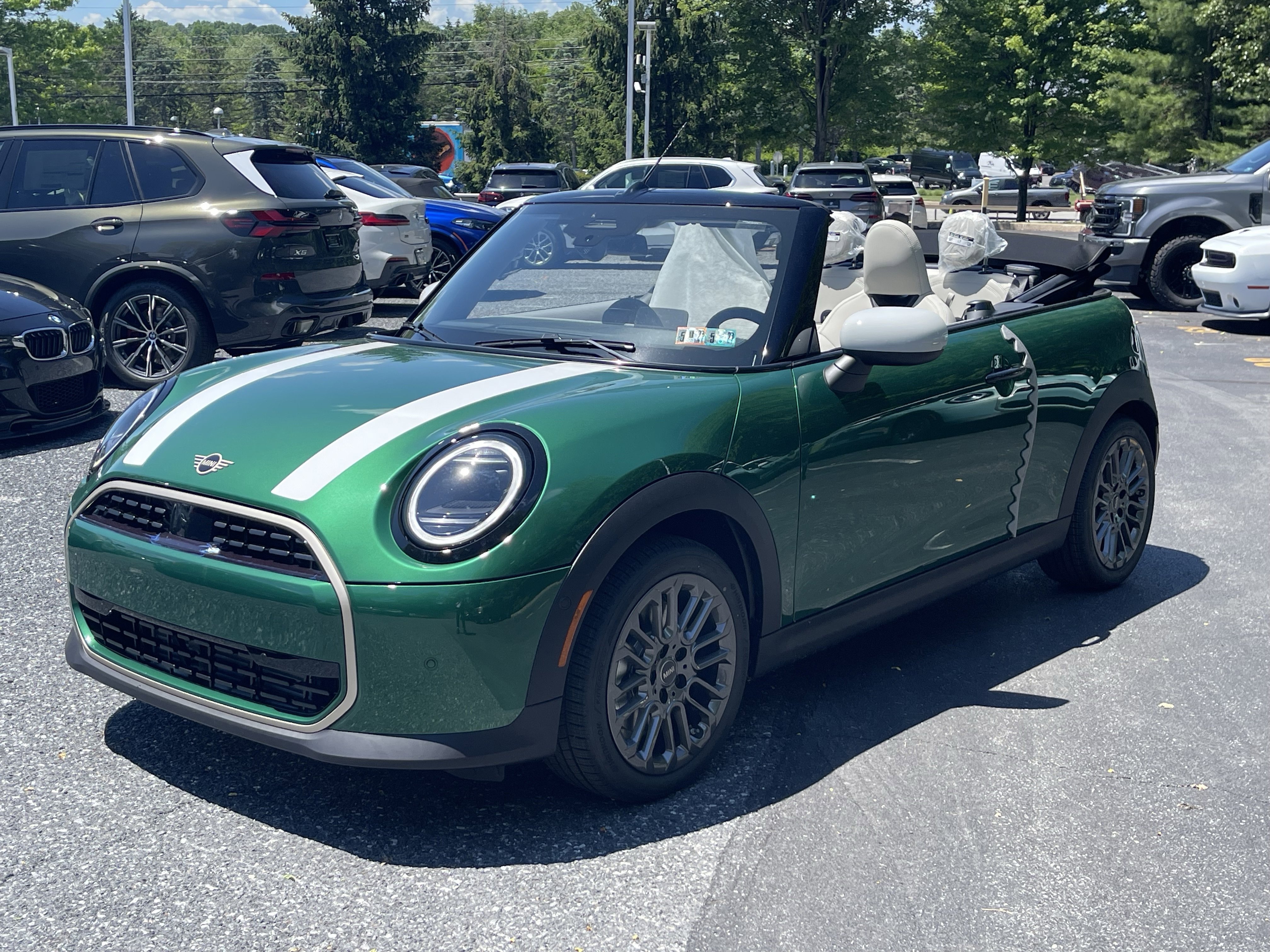 2026 MINI Convertible Cooper Signature's photo