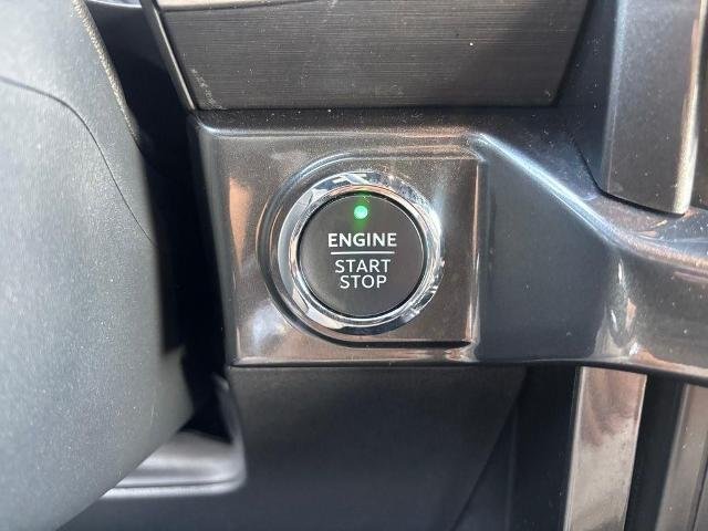 Certified Used 2023 Avalanche Ford XLT image 97