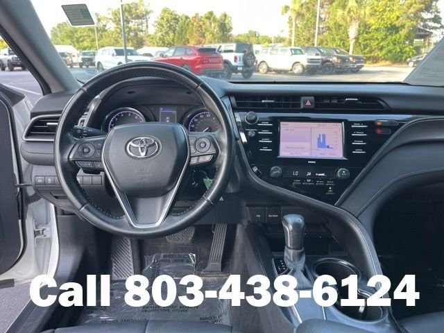 Used 2020 White Toyota SE image 16