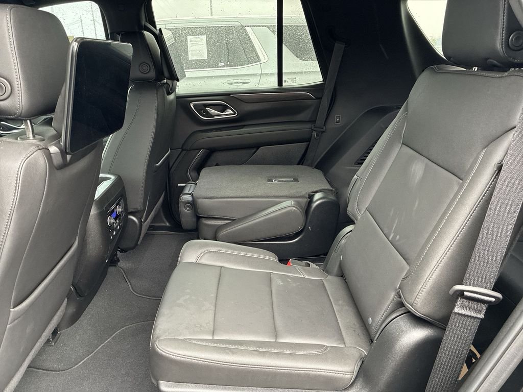 Used 2024 Black Chevrolet Z71 image 19