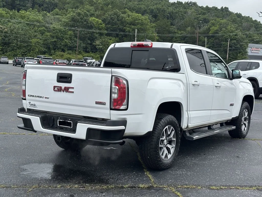 Used 2018 SUMMIT WHITE GMC 4WD All Terrain w/Cloth image 7