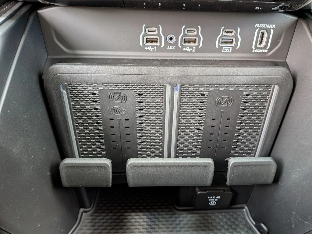 New 2026 White Ram Limited image 32