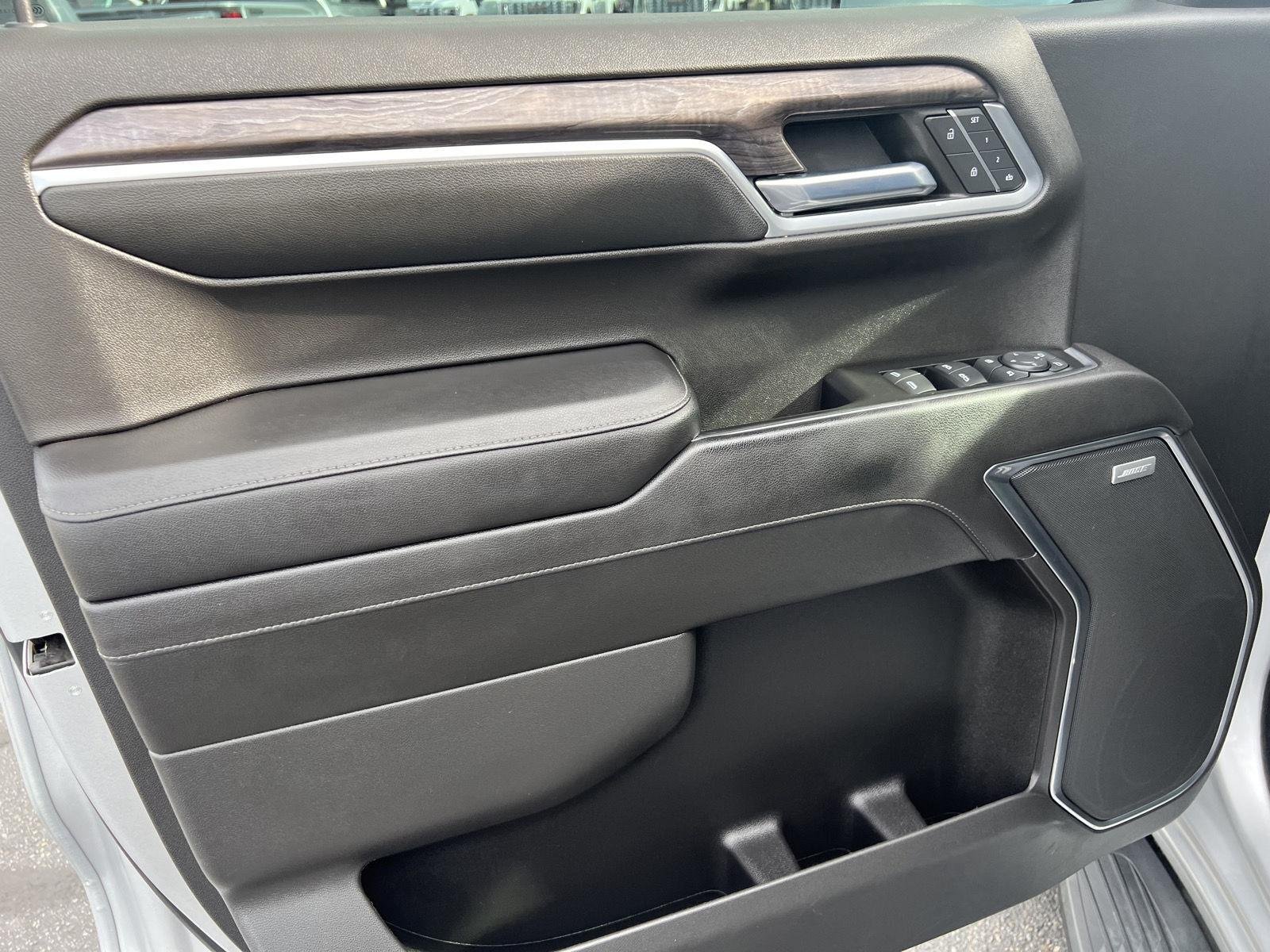 2022 Chevrolet Silverado 1500 LTZ - Photo 15