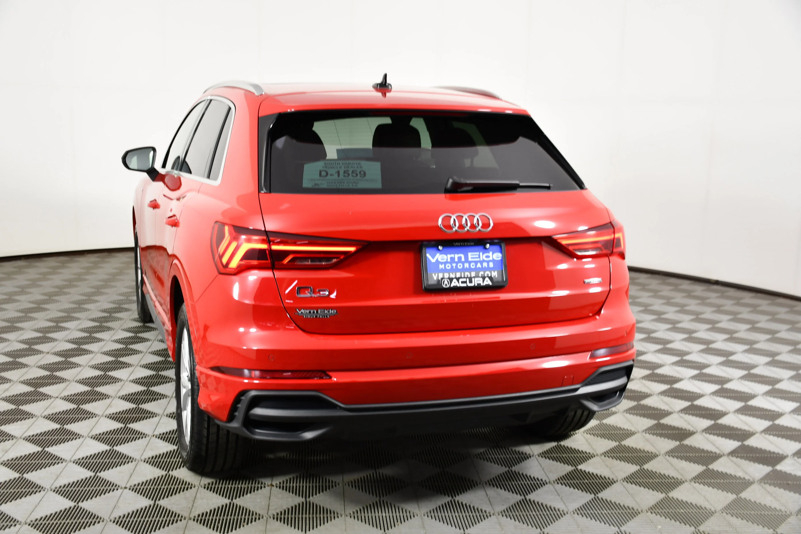 Used 2025 Red Audi S line Premium image 7