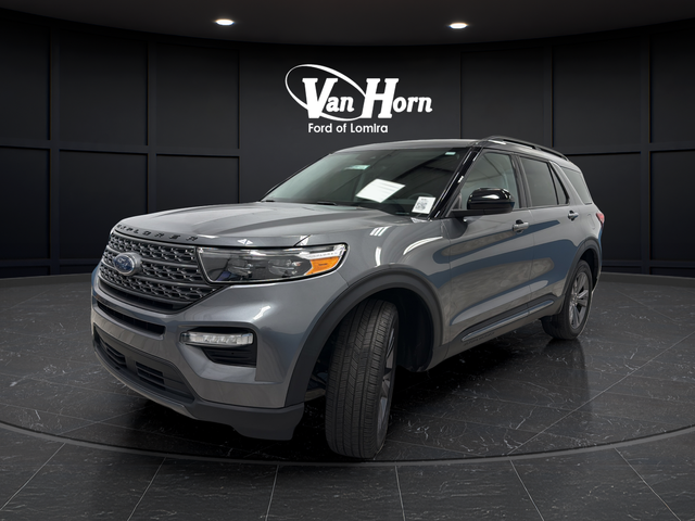 Used 2024 Carbonized Gray Metallic Ford XLT image 3