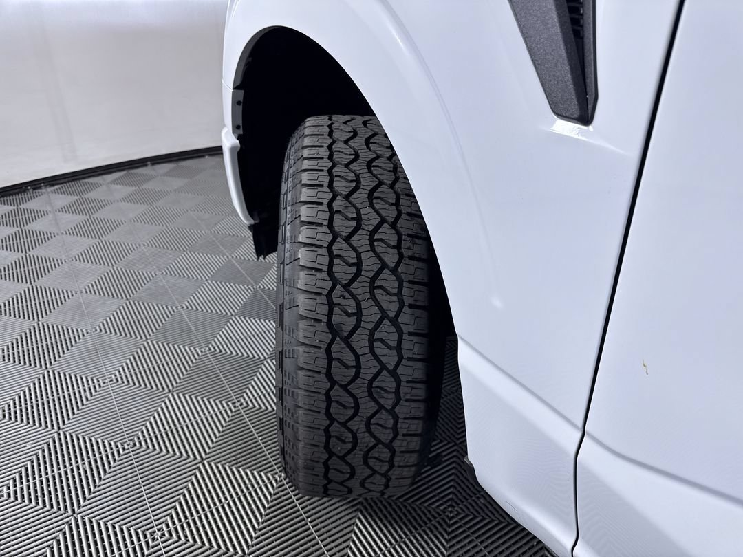 New 2026 Oxford White Ford STX image 27