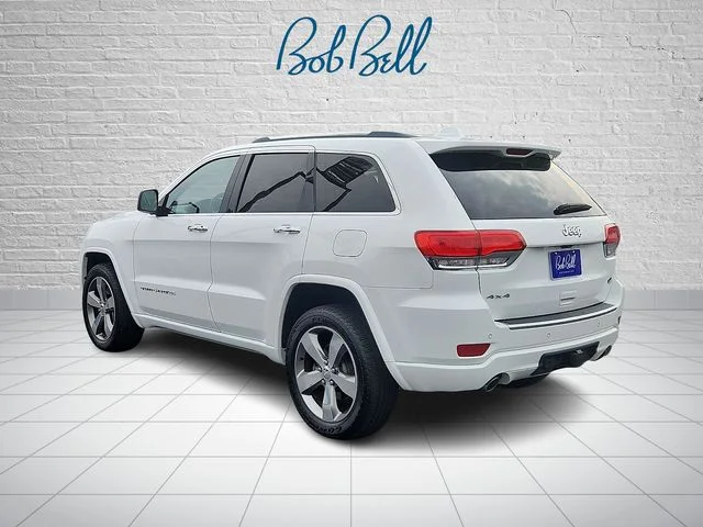 Used 2016 White Jeep Overland image 4