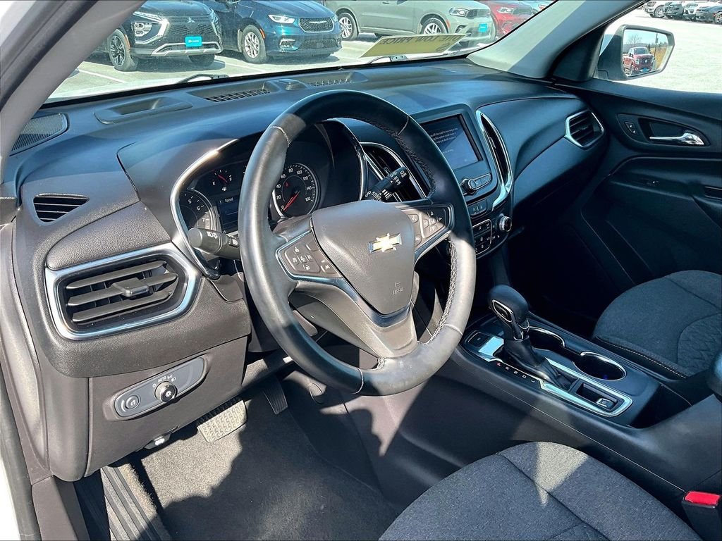 Used 2024 White Chevrolet LT image 8