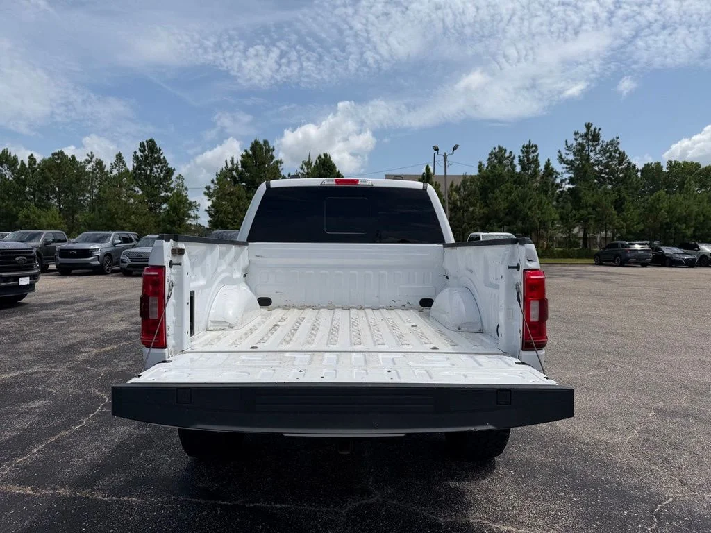 Used 2022 White Ford XLT image 16