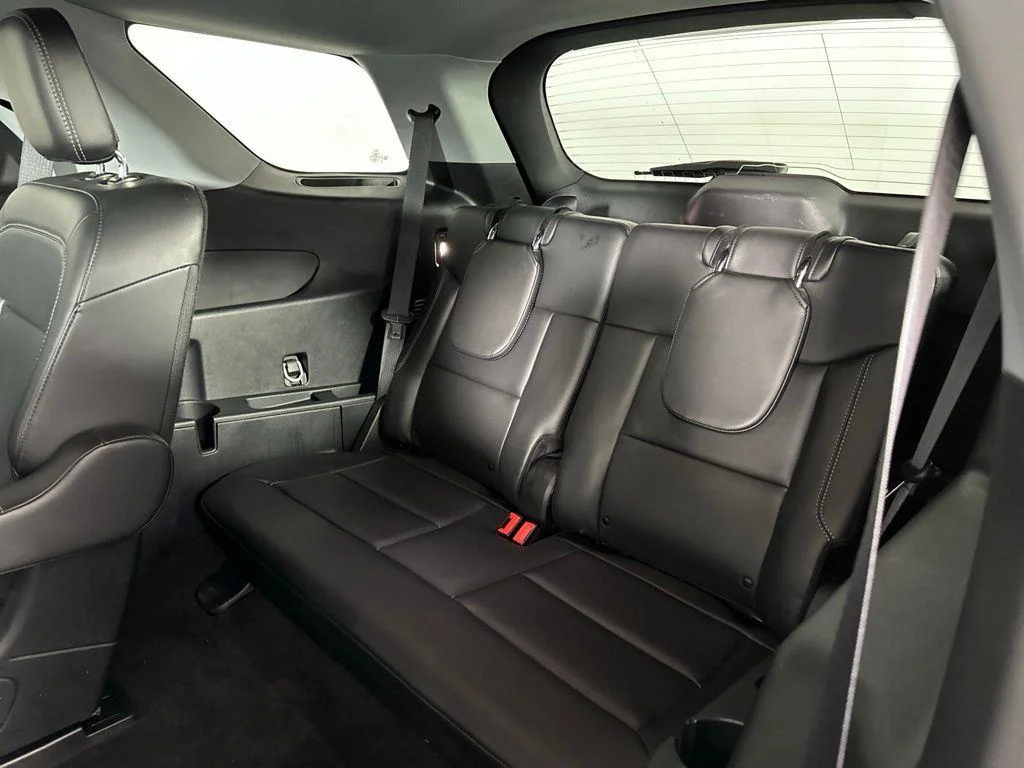 Used 2024 Black Metallic Ford XLT image 23