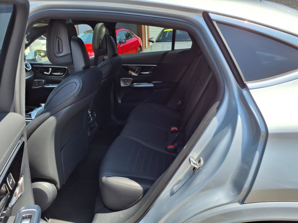 Used 2026 Cirrus Silver Metallic Mercedes-Benz GLC 300 image 11