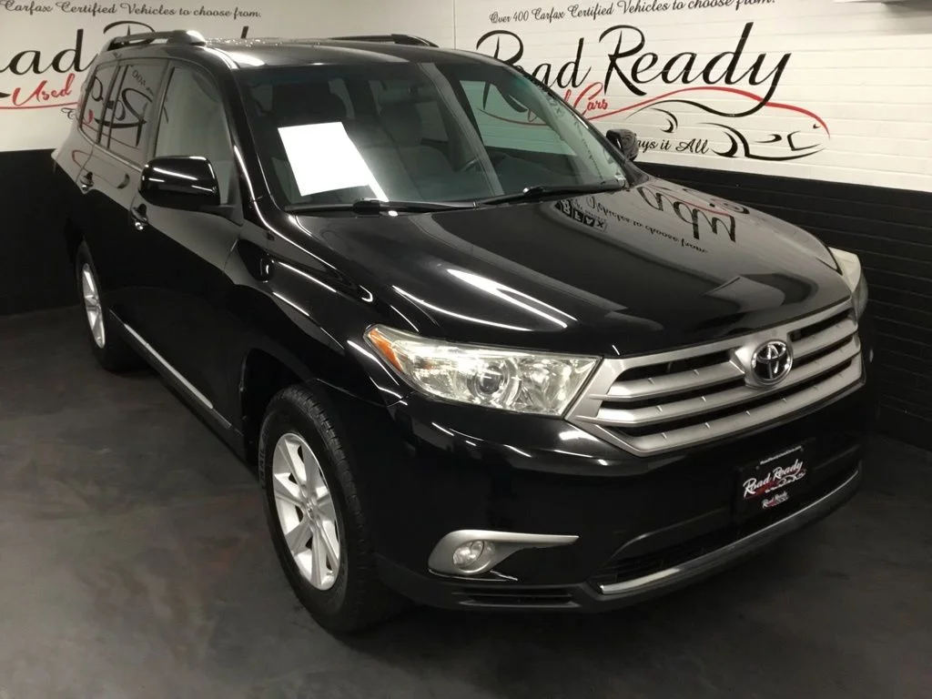 Used 2013 Black Toyota Base Plus V6 image 2