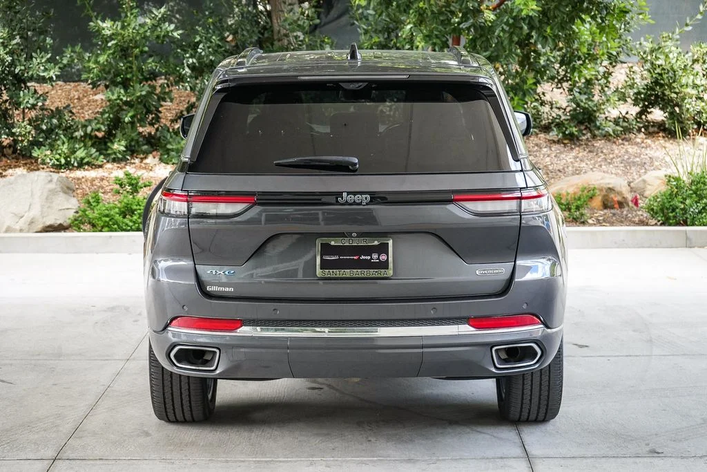 Used 2023 Gray Jeep Overland 4xe image 5