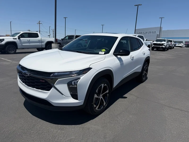 2026 Chevrolet Trax RS - Photo 7