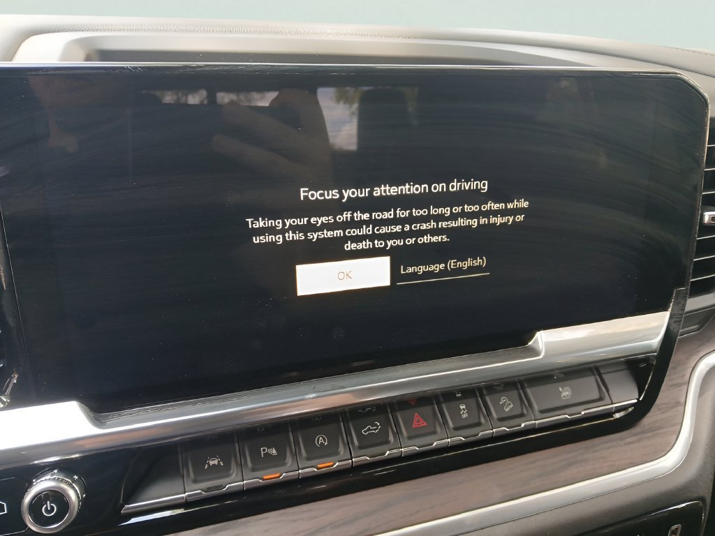 2026 GMC Sierra 1500 SLT - Photo 15