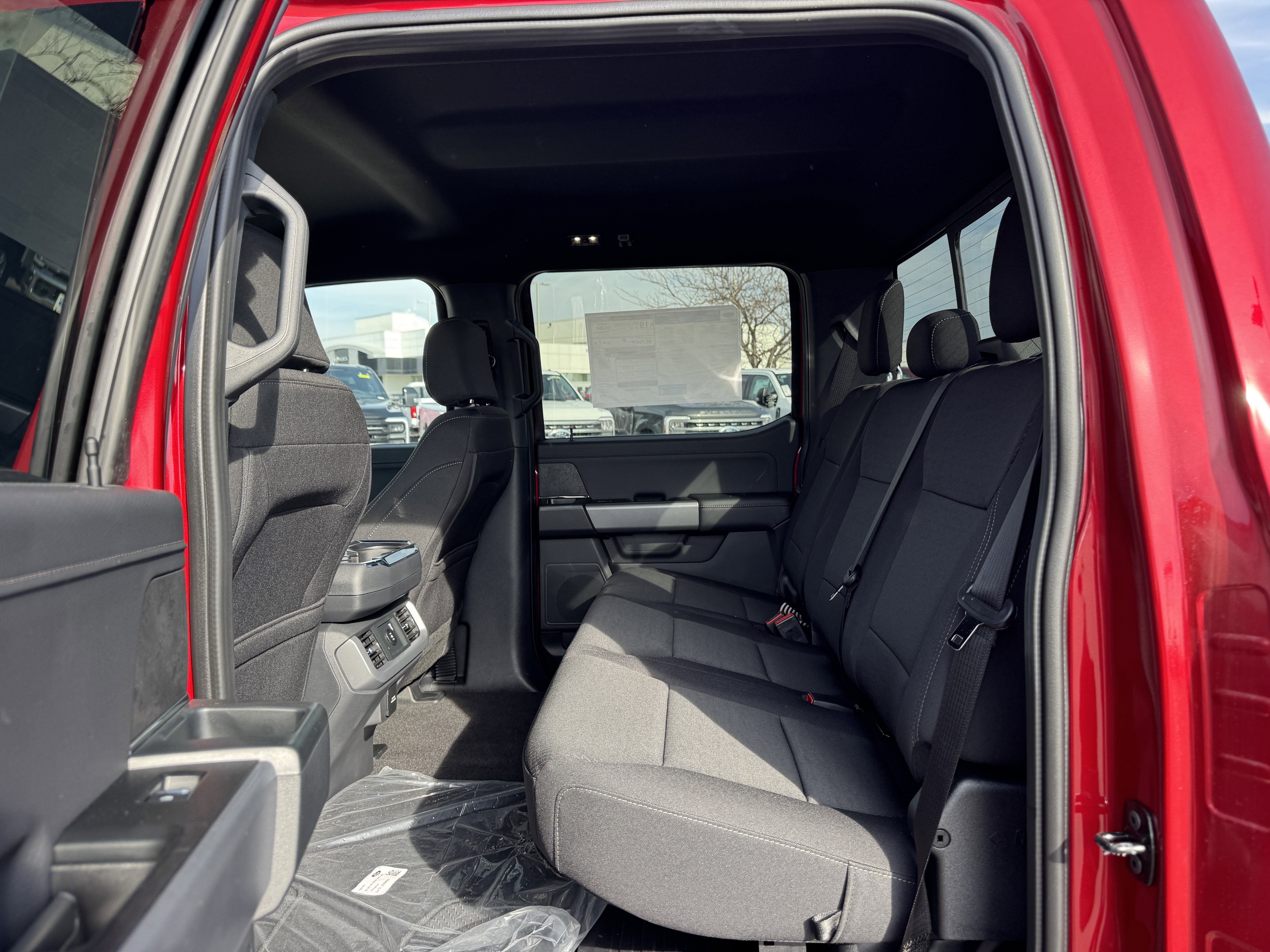 New 2025 Rapid Red Metallic Tinted Clearcoat Ford XLT image 6