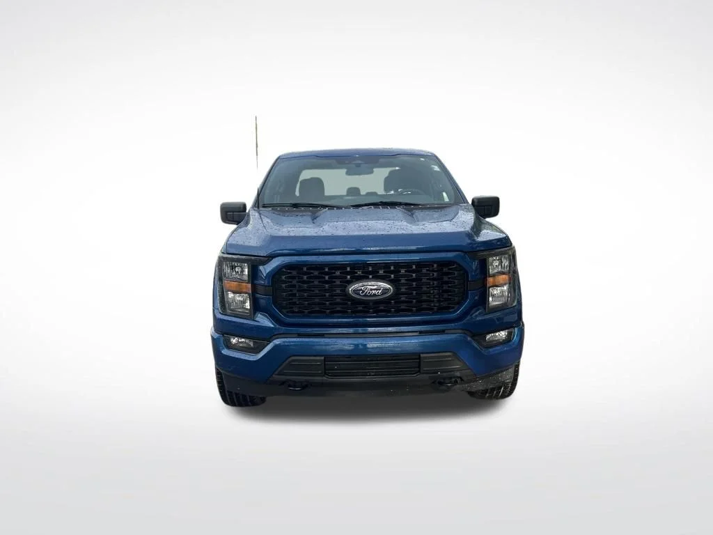 Used 2023 Blue Metallic Ford XL image 3