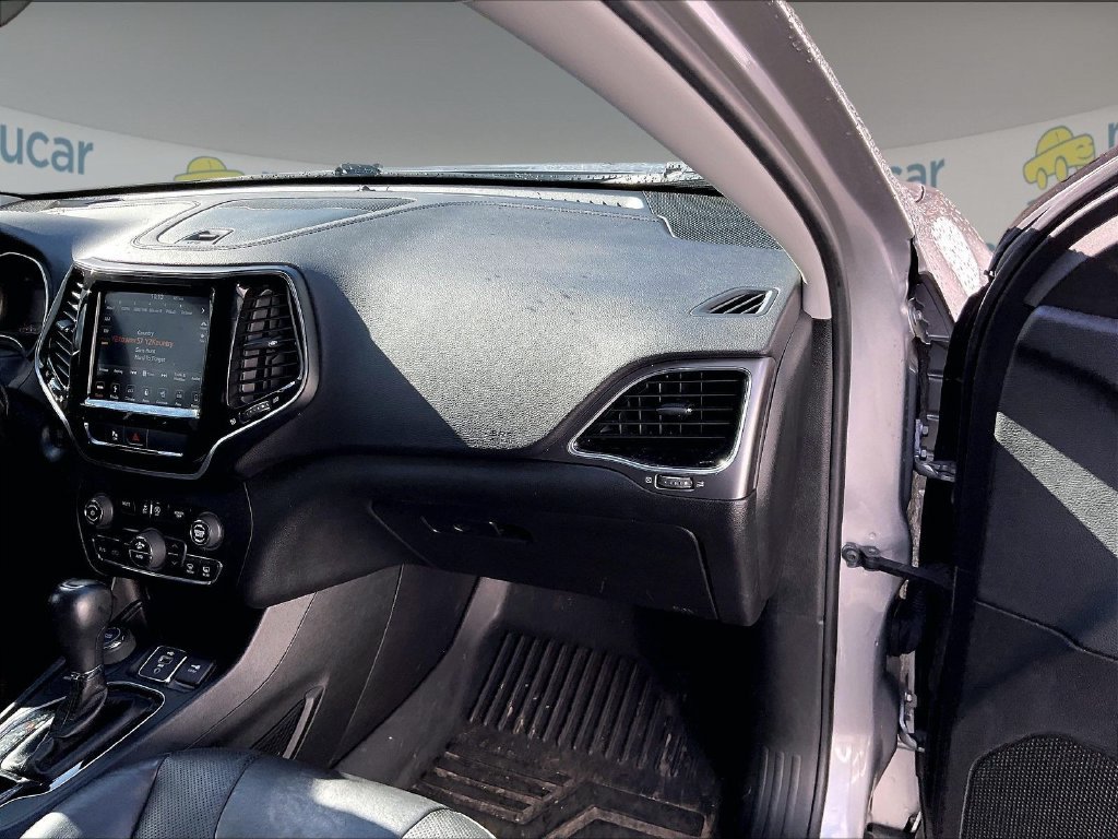 Used 2019 Billet Silver Metallic Clearcoat Jeep Limited image 13