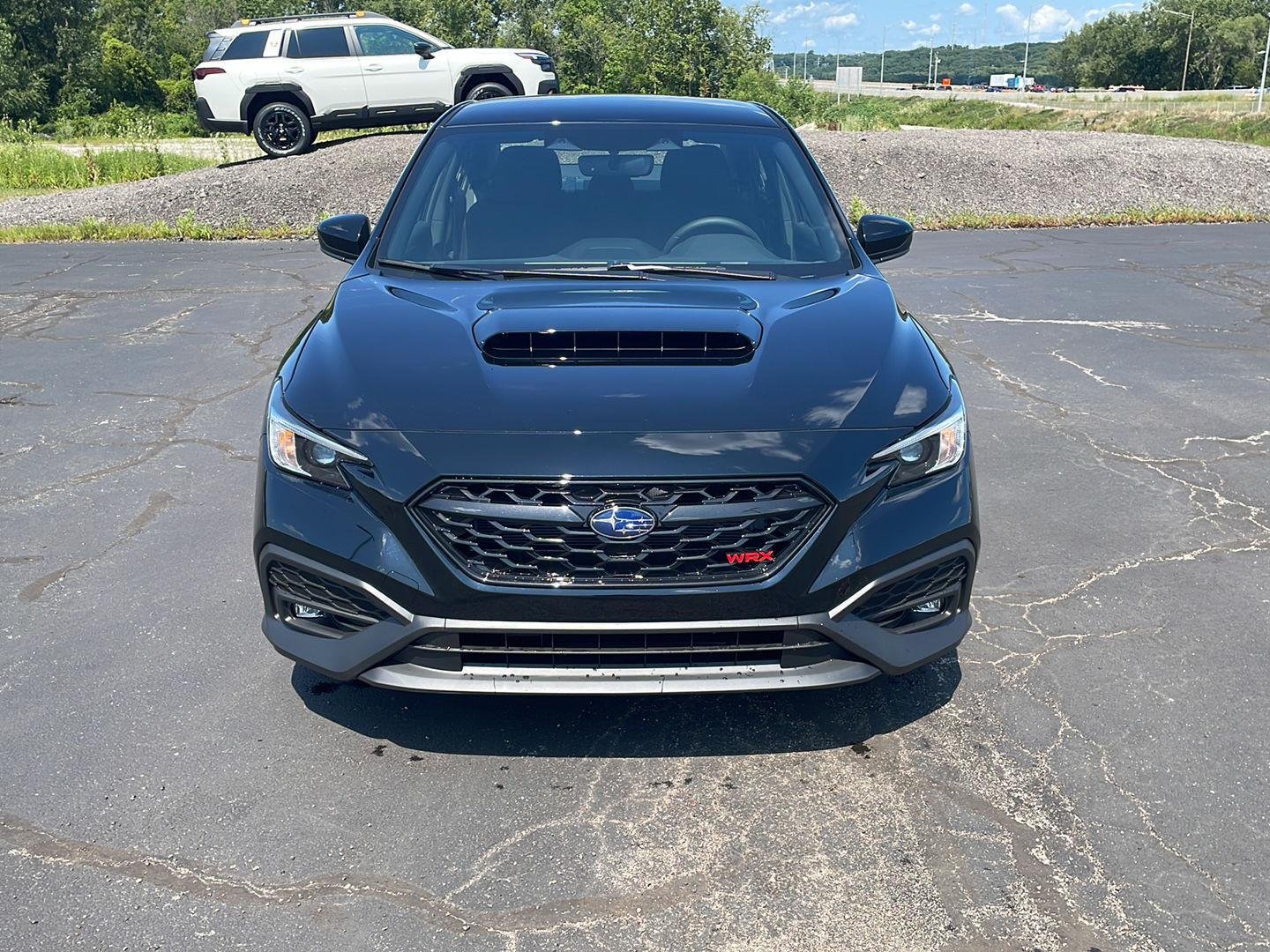 New 2026 CRYSTAL BLACK SILICA Subaru Premium image 8