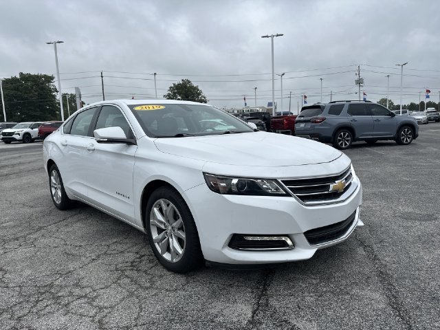 Used 2019 Summit White Chevrolet LT image 11