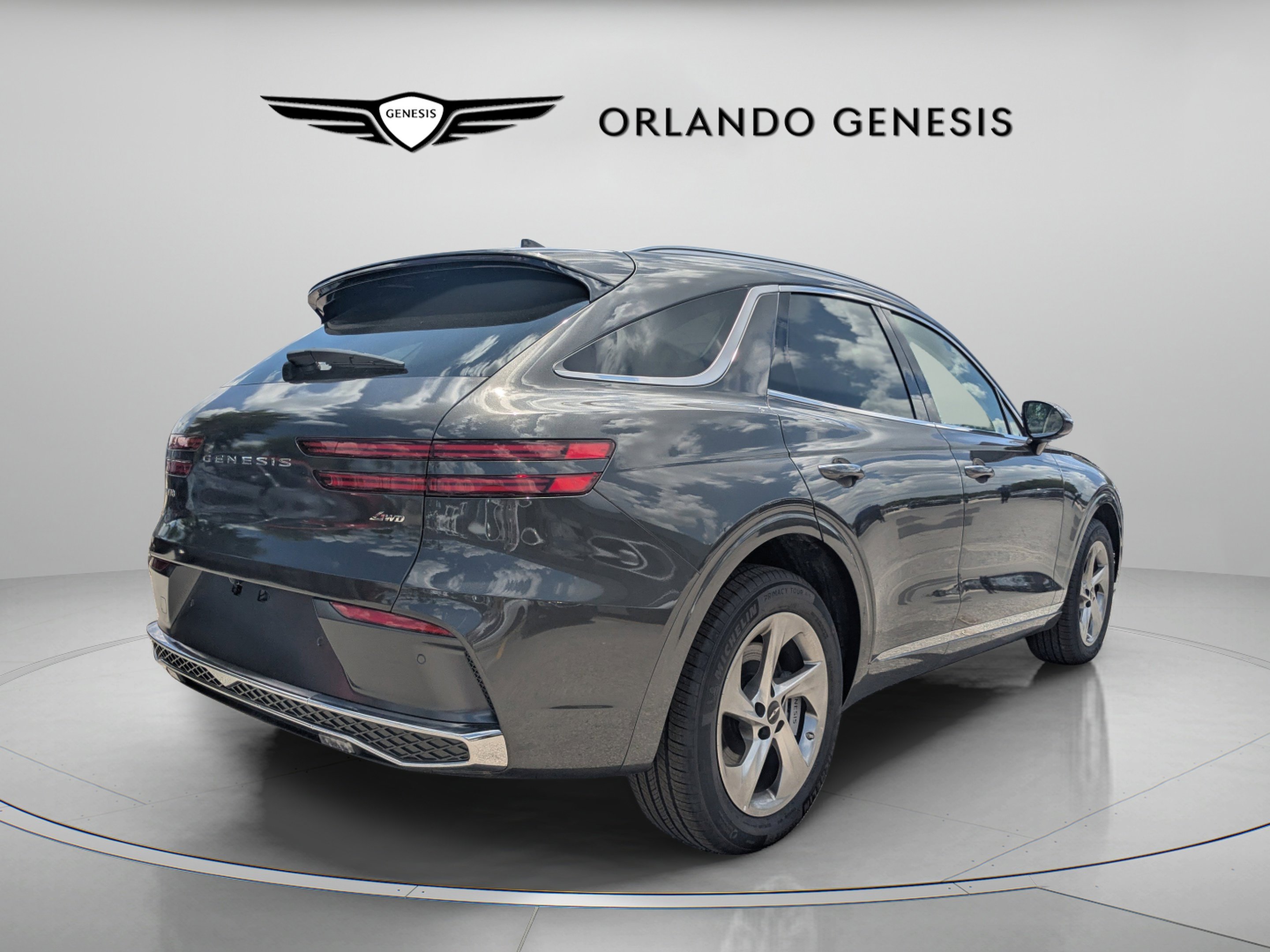 2026 GENESIS GV70 Standard - Photo 8