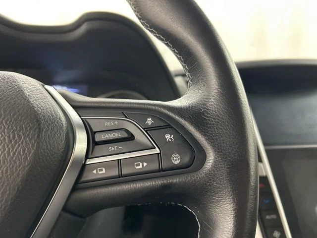 Used 2023 Black INFINITI LUXE image 10