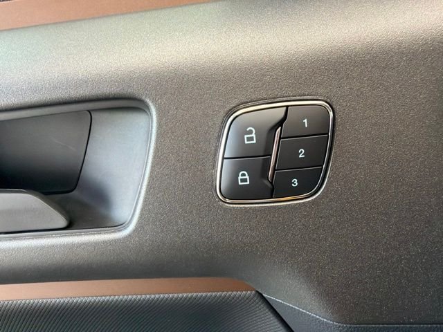 New 2026 Orange Fury Metallic Tri-Coat Ford Outer Banks® image 20