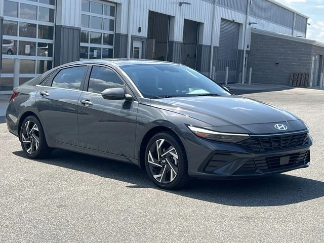 Used 2025 Gray Hyundai Limited image 15