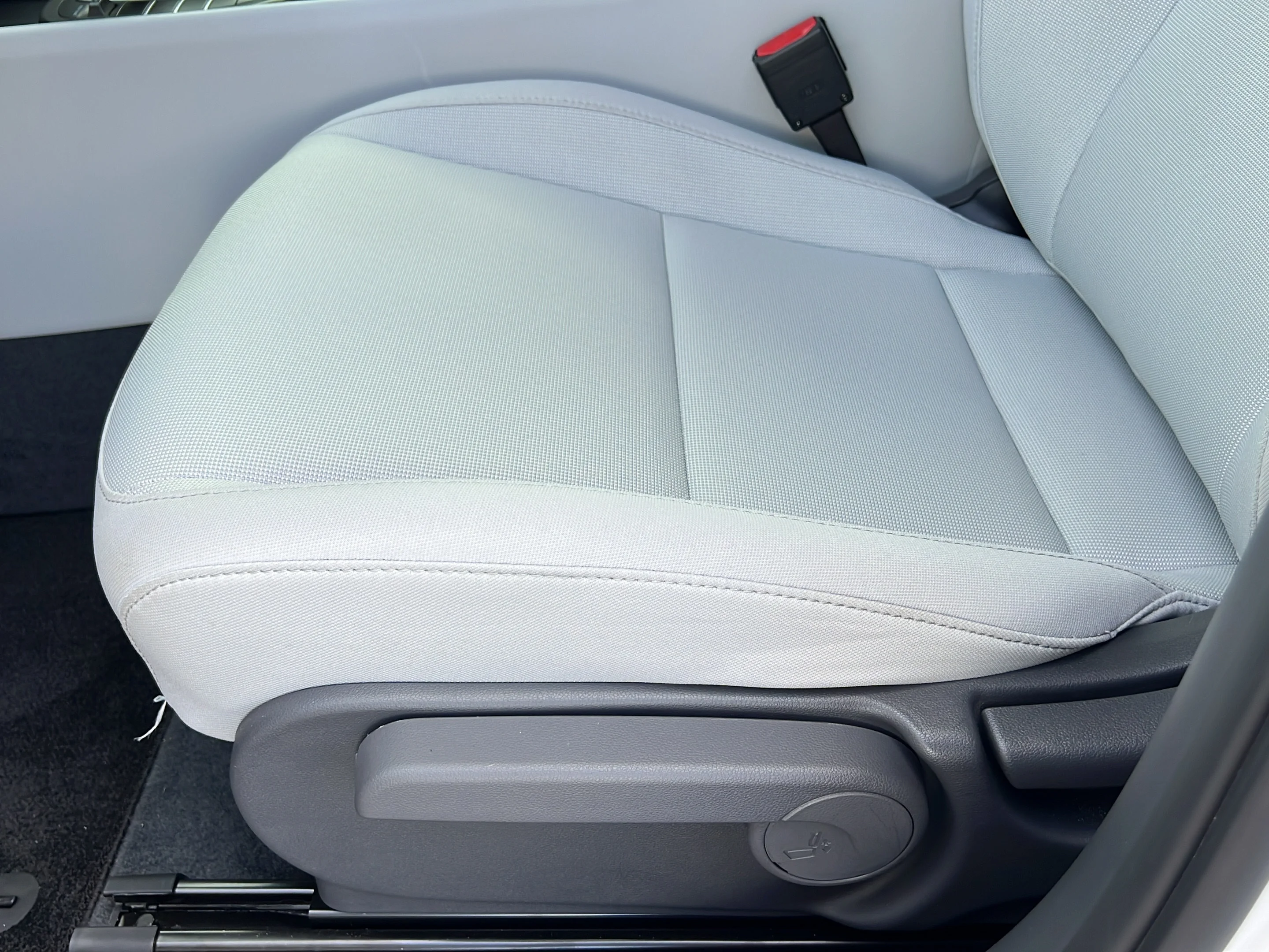 Used 2026 Atlas White Hyundai SE image 15