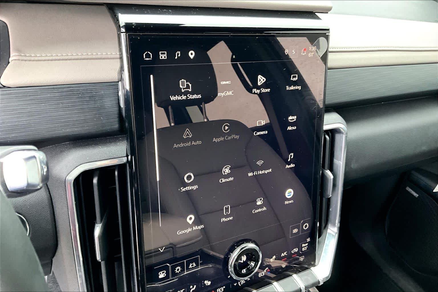 Used 2025 Summit White GMC FWD Elevation image 29