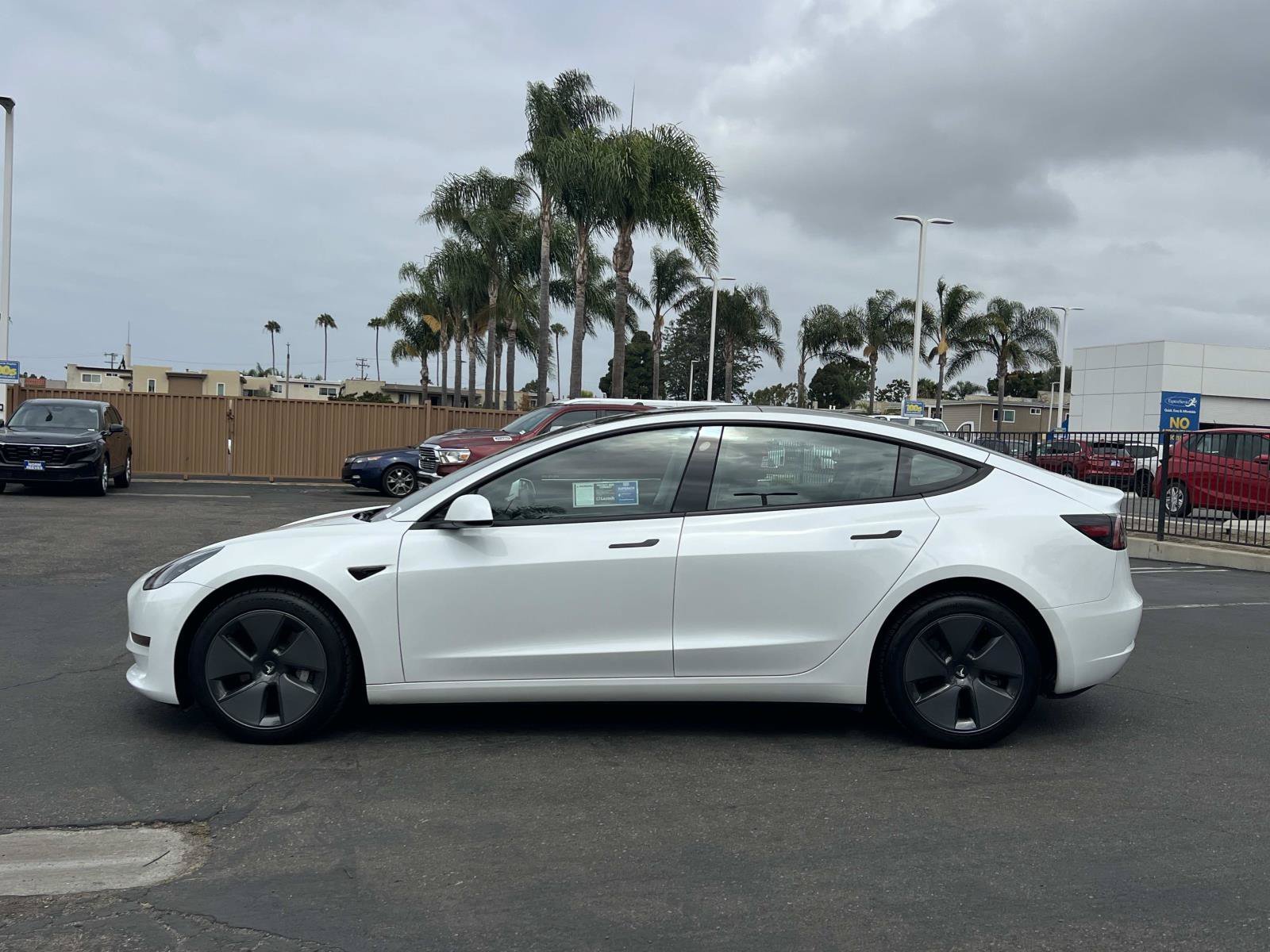 Used 2022 Tesla Model 3 Long Range with VIN 5YJ3E1EB3NF273831 for sale in Huntington Beach, CA