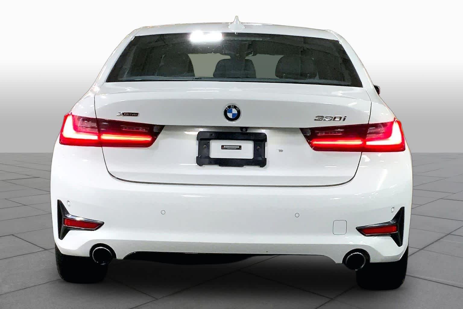 Used 2020 Alpine White BMW 330i xDrive image 5