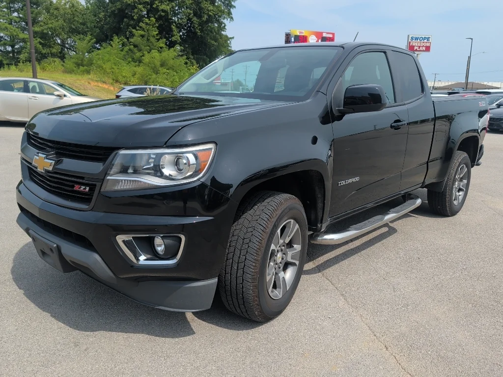 Used 2016 Black Chevrolet 4WD Z71 image 2