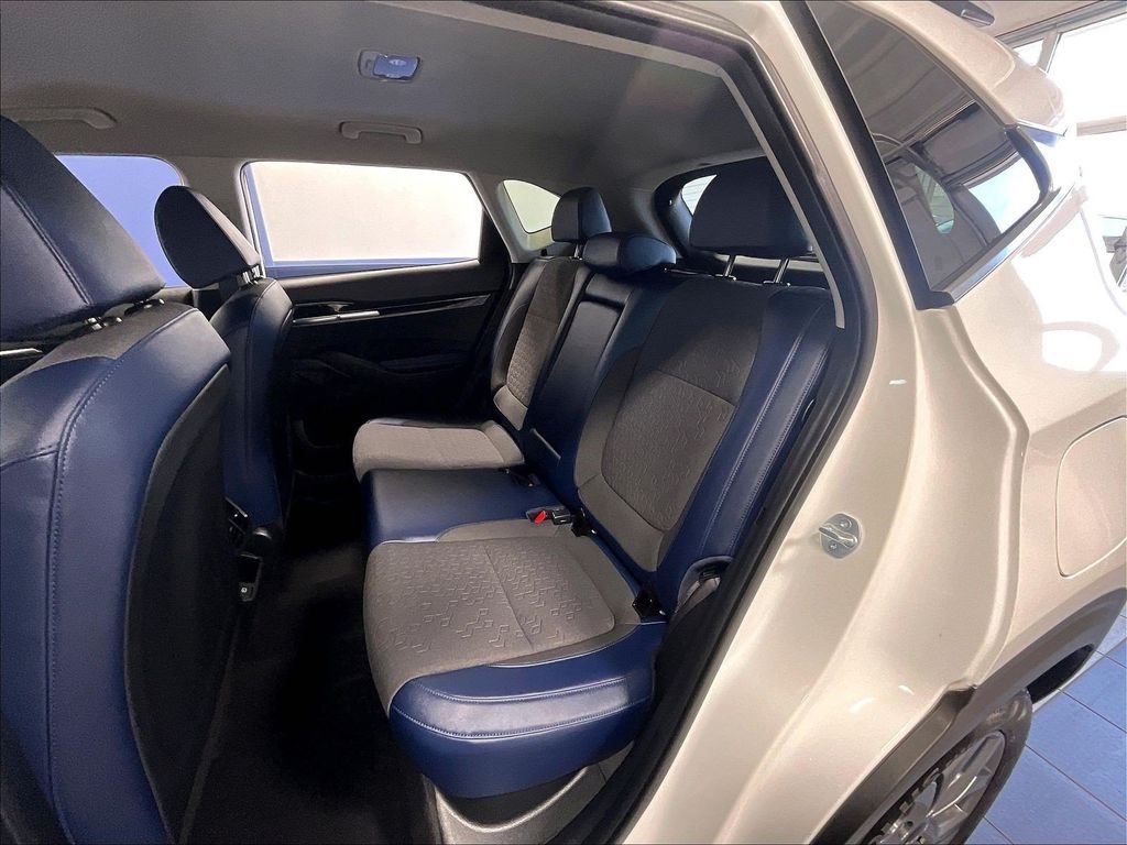 Used 2024 White Kia S image 15