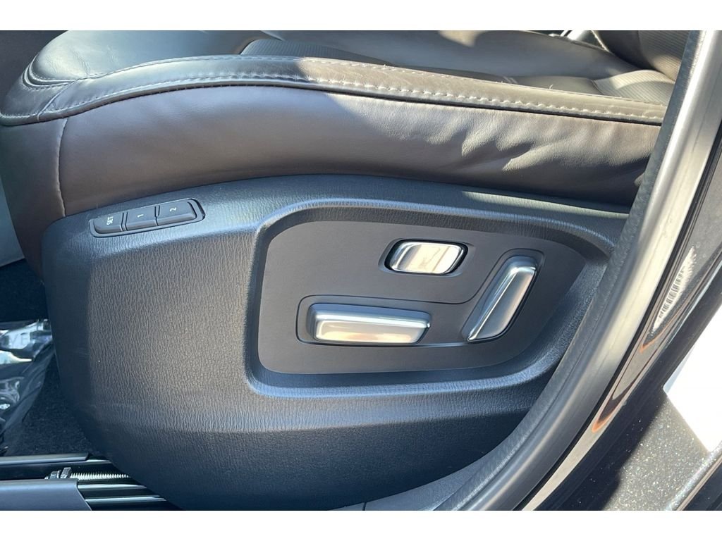 Certified Used 2022 Jet Black Mica Mazda 2.5 Turbo Signature image 14