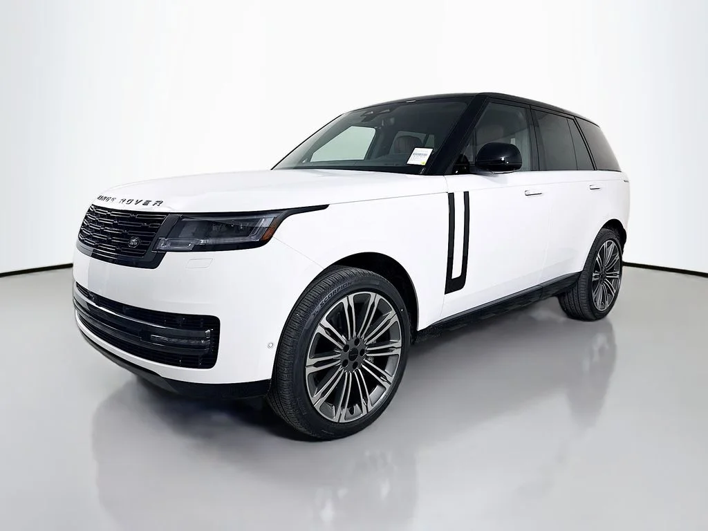 2026 Land Rover Range Rover 3.0 SE SWB's photo