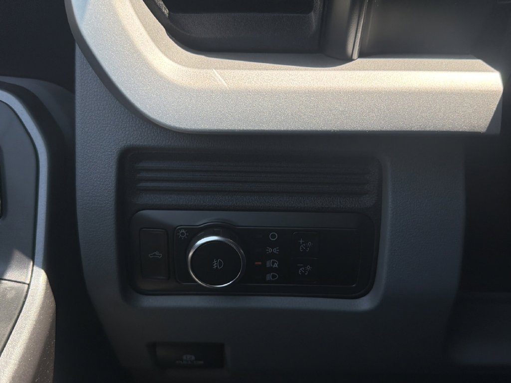 New 2026 Gray Ford XL image 17
