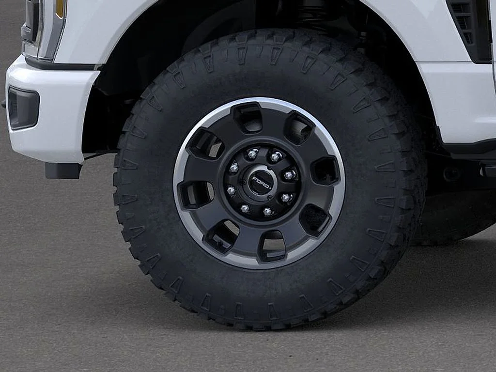 New 2026 Oxford White Ford F-250® XLT image 19