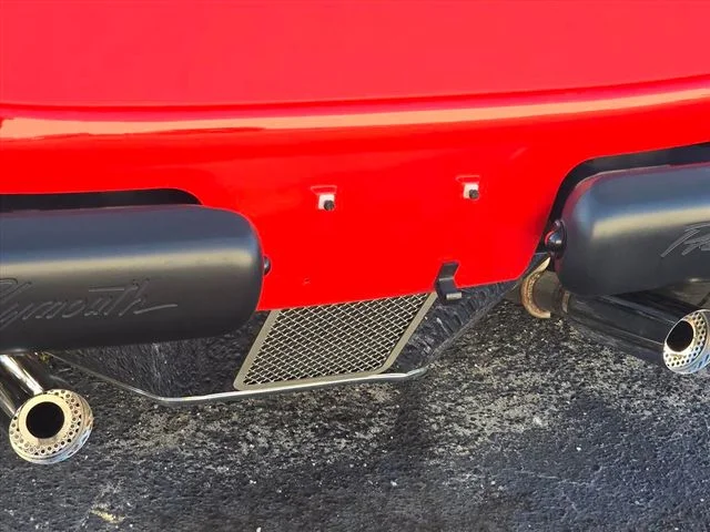 Used 2000 Red Plymouth Base image 32