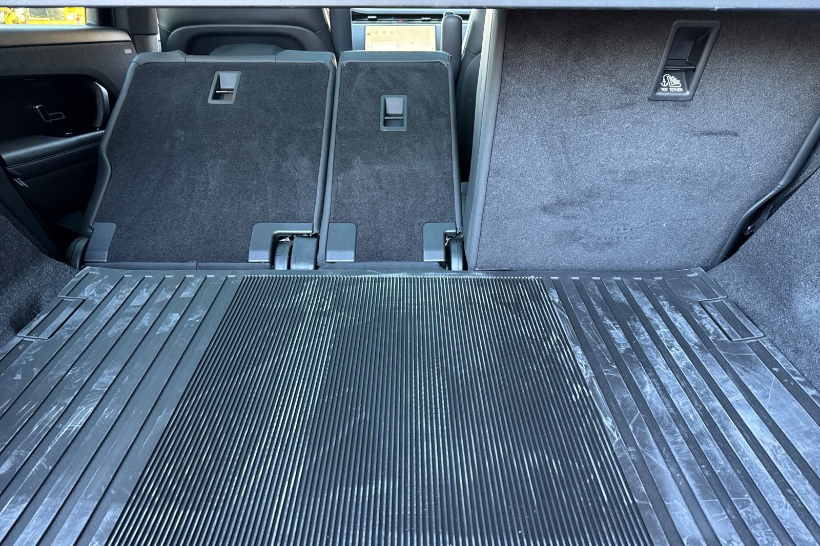 Used 2023 Gray Land Rover SE image 16