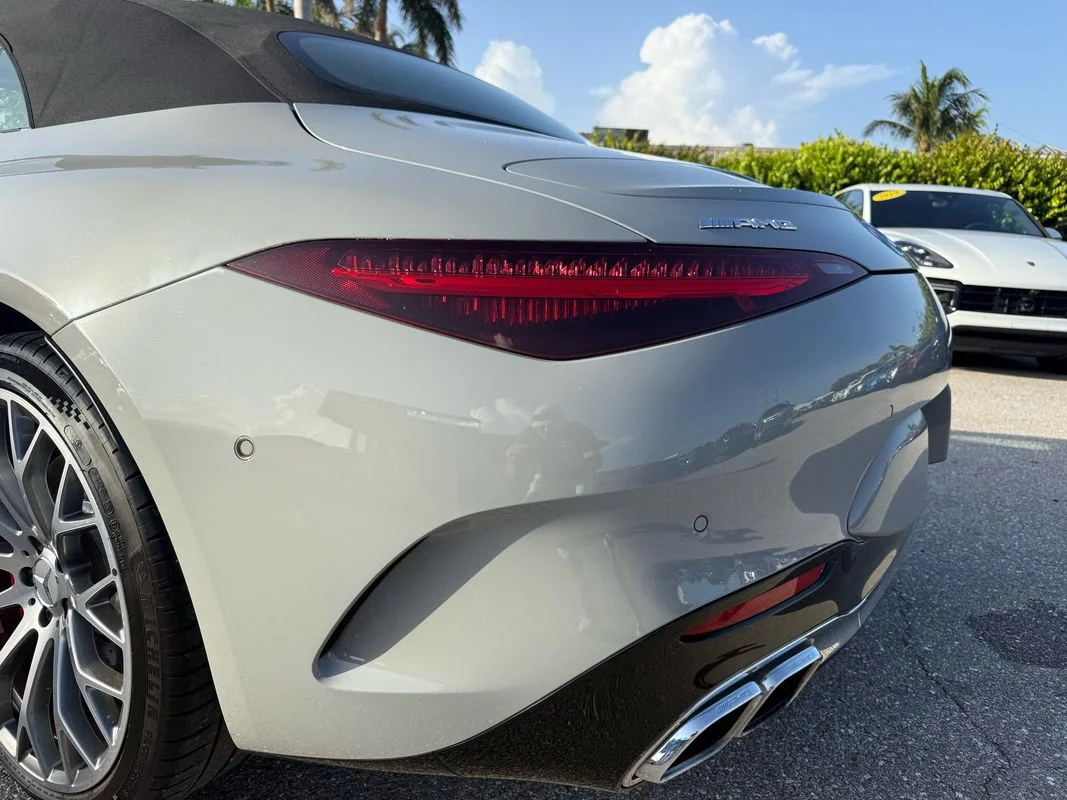 Used 2022  Mercedes-Benz 4MATIC® image 12