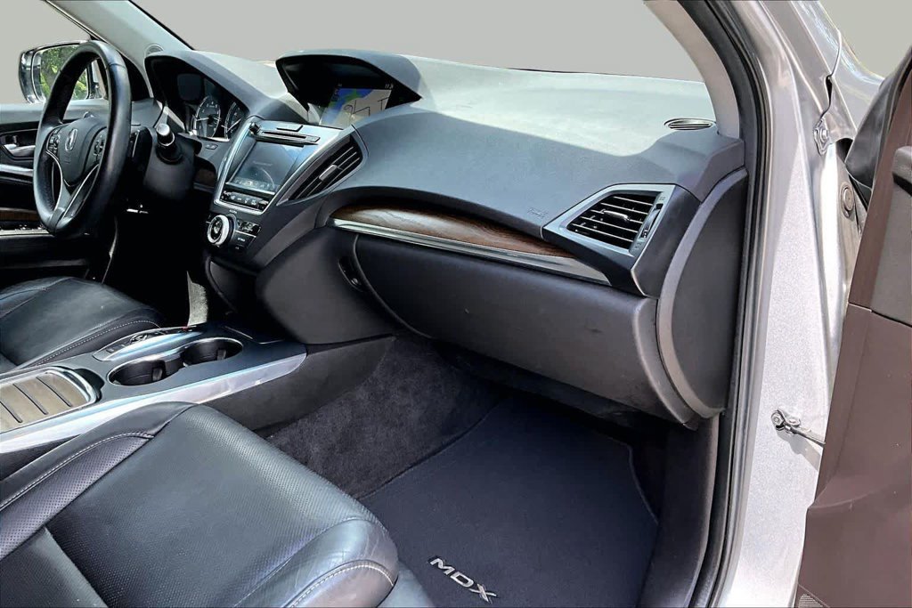 Used 2020 Silver Acura Technology image 19