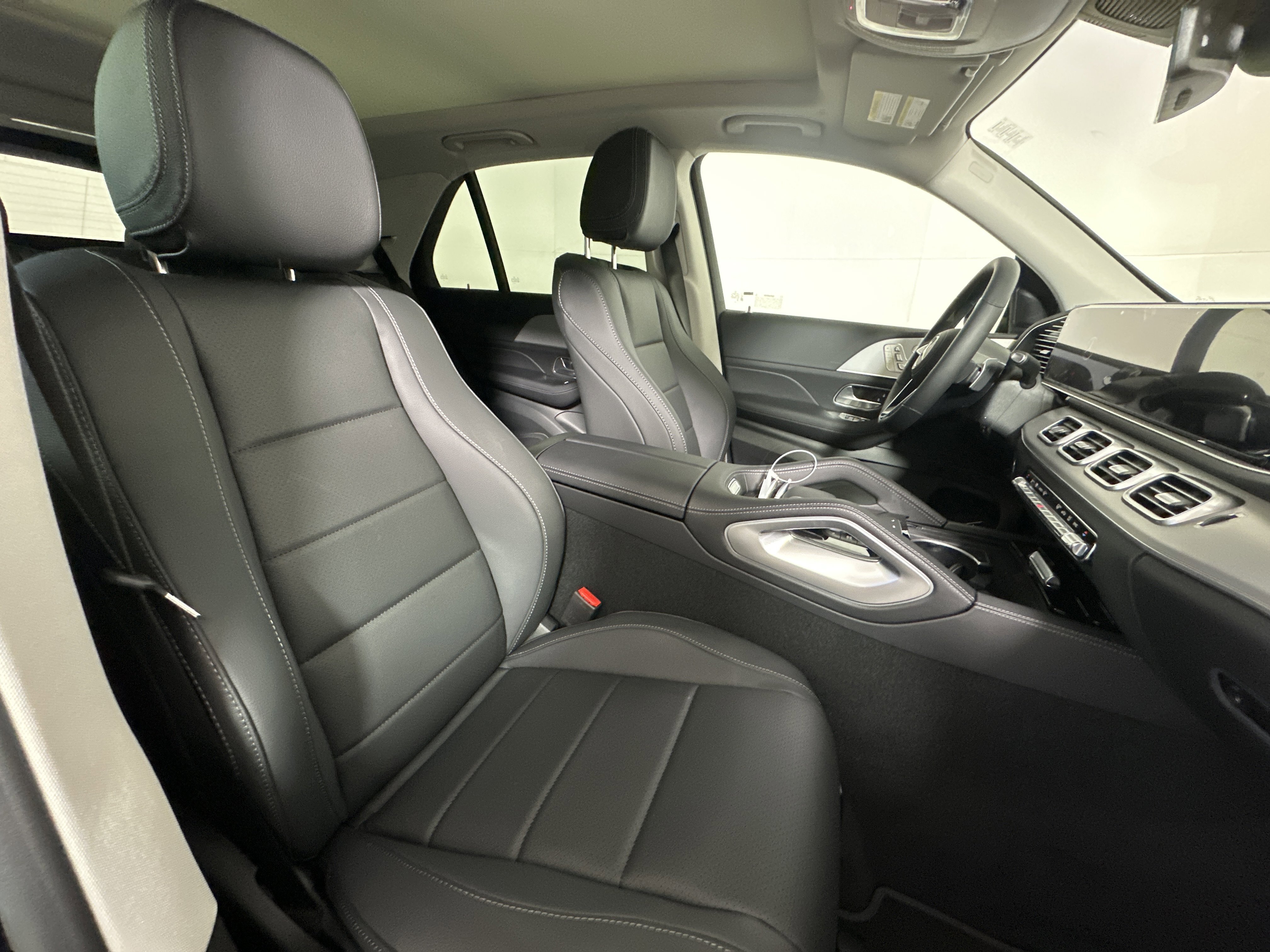 New 2026 OBSIDIAN BLACK METALLIC Mercedes-Benz GLE 350 image 26