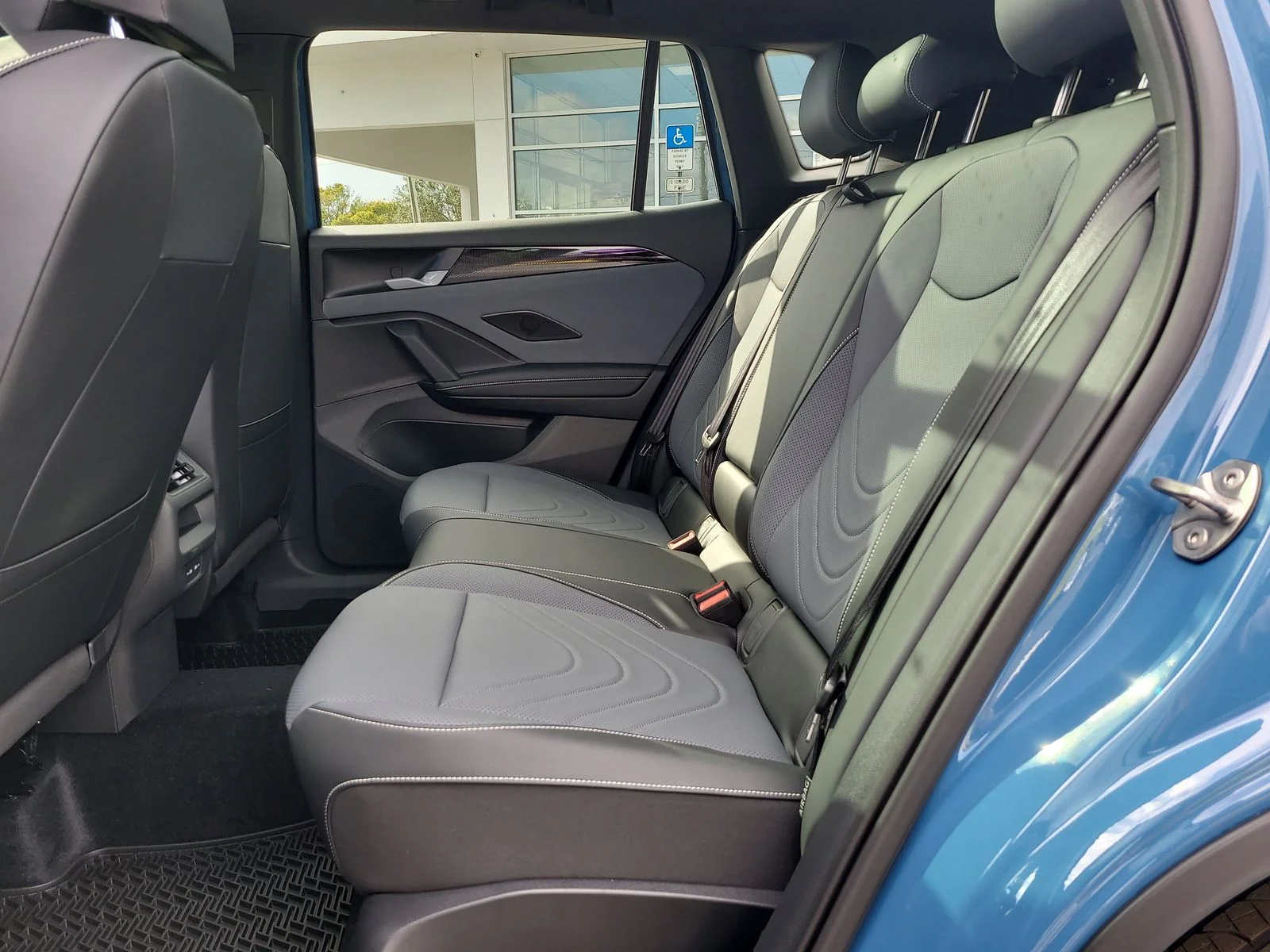 New 2026 Monterey Blue W/Deep Black Roof Volkswagen 2.0T SE R-Line Black image 12