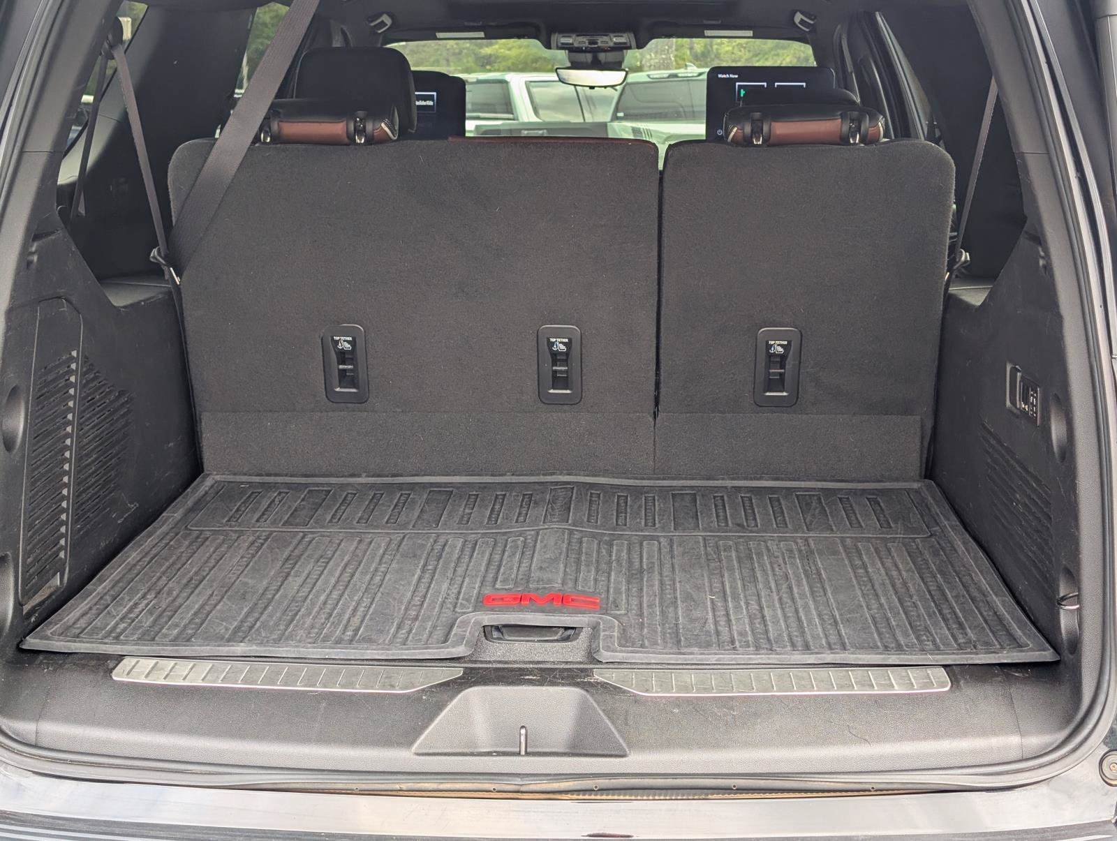 2023 GMC Yukon XL Denali Ultimate - Photo 11