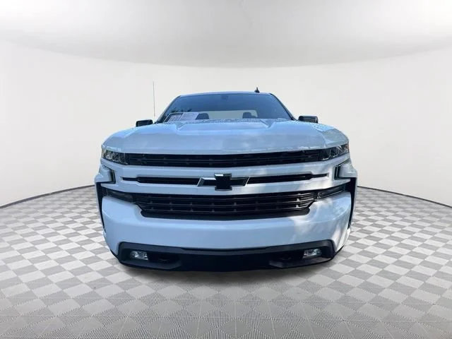 Used 2019 SUMMIT WHITE Chevrolet RST image 2