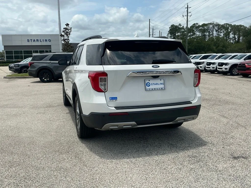 Used 2023 White Ford XLT image 12