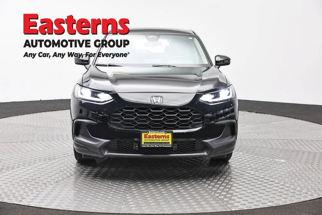 Used 2023 Black Honda LX image 2