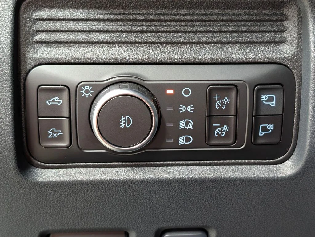 New 2026 Agate Black Metallic Ford F-250® Lariat® image 14