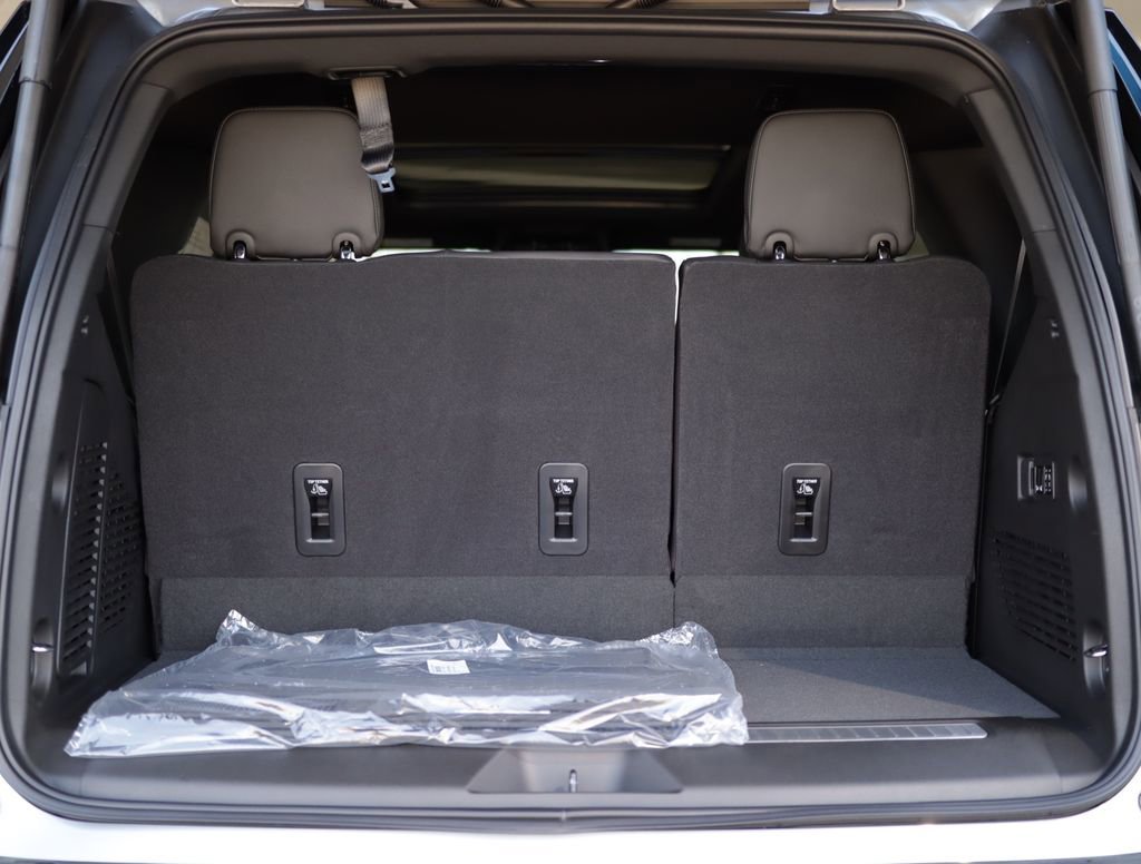 2026 GMC Yukon Denali - Photo 34